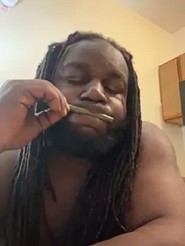 Snapshot of saddlewalker35 chatting on January 27, 2025, 12:33 am saddlewalker35 online show from January 27, 2025, 12:33 am