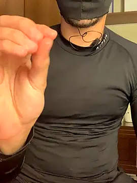 Eggsyapel online show from October 28, 2025, 3:21 am