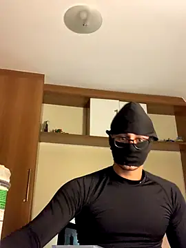 Eggsyapel online show from November 17, 2025, 4:51 am