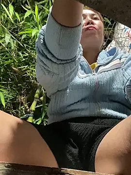 Linaannn online show from March 22, 2025, 12:35 pm