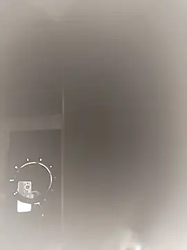 Convertiblechulo online show from March 10, 2026, 5:51 pm