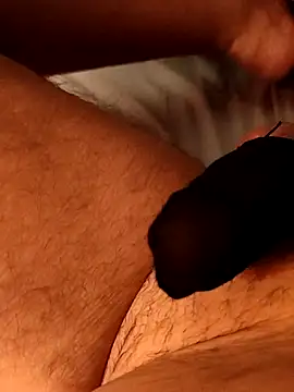 bossofpanty94 online show from February 19, 2026, 9:33 pm