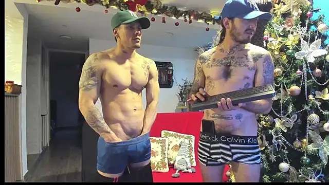 MARCELOANDLUCIAN online show from December 1, 2025, 10:48 pm