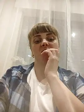 CoddessCrystal online show from February 22, 2026, 6:28 pm