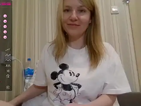 Snapshot of urbadkitty chatting on January 10, 2025, 7:00 pm urbadkitty online show from January 10, 2025, 7:00 pm