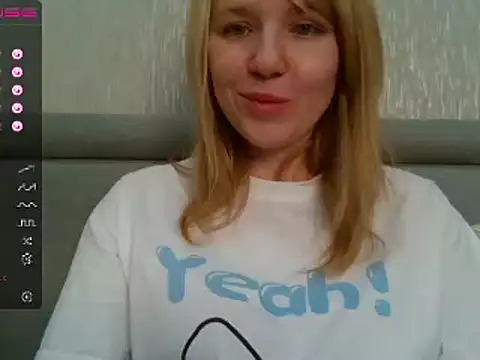 Snapshot of urbadkitty chatting on January 16, 2025, 6:56 am urbadkitty online show from January 16, 2025, 6:56 am