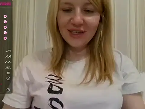 Snapshot of urbadkitty chatting on January 25, 2025, 2:47 pm urbadkitty online show from January 25, 2025, 2:47 pm