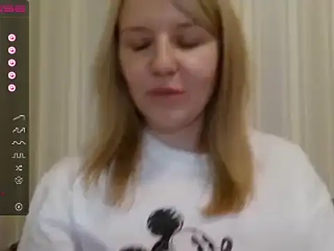 Snapshot of urbadkitty chatting on March 14, 2025, 2:52 pm urbadkitty online show from March 14, 2025, 2:52 pm