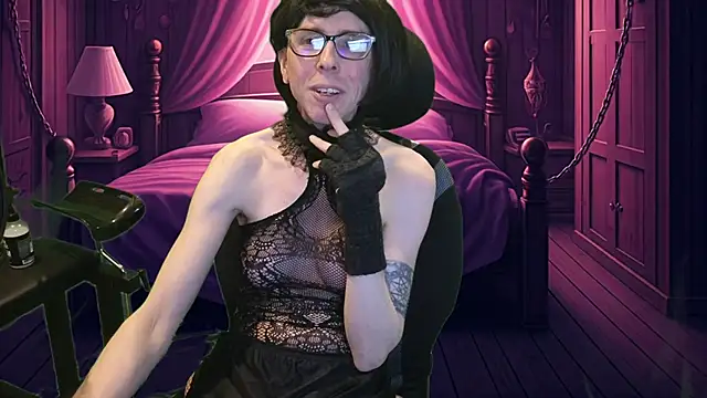 april show her online show from March 20, 2025, 10:18 pm