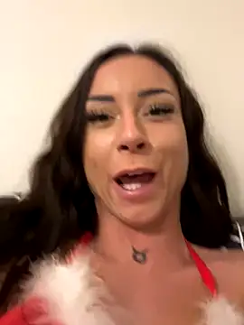 Snapshot of cara_mella chatting on December 3, 2024, 10:18 pm cara mella online show from December 3, 2024, 10:18 pm