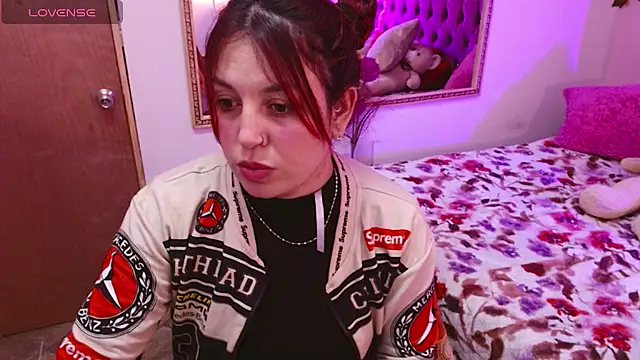 Snapshot of Melani_cute02 chatting on July 29, 2026, 10:52 pm Melani cute02 online show from July 29, 2026, 10:52 pm