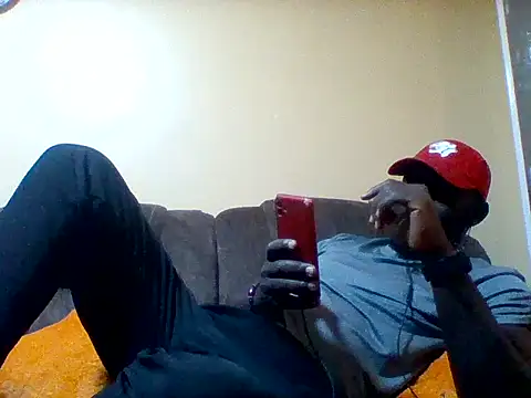 Snapshot of ClinDi chatting on February 11, 2026, 12:43 pm ClinDi online show from February 11, 2026, 12:43 pm