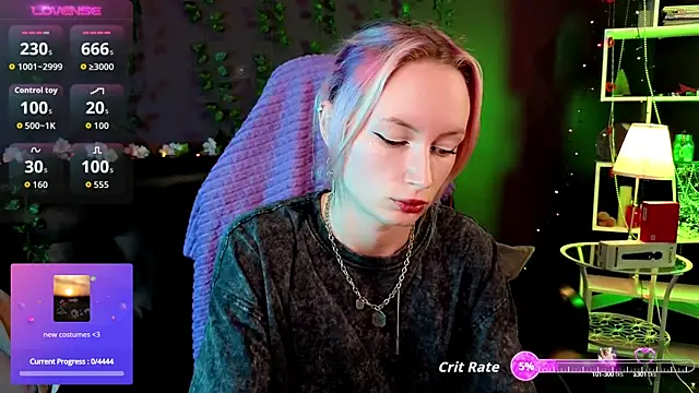Snapshot of _HelenCarter chatting on October 3, 2025, 8:50 pm HelenCarter online show from October 3, 2025, 8:50 pm