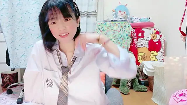 renapiyon8182 online show from March 20, 2025, 7:35 pm