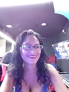 AdelinaMiran90 online show from October 5, 2025, 4:00 am