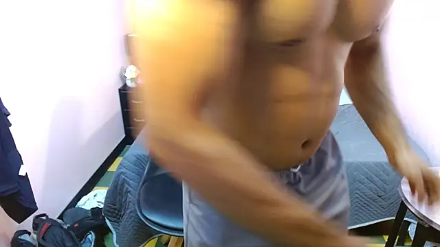 Thiago Summers online show from October 6, 2025, 2:47 pm