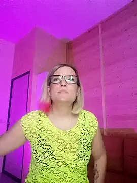 EVAshinyGIRL online show from March 2, 2025, 1:49 pm