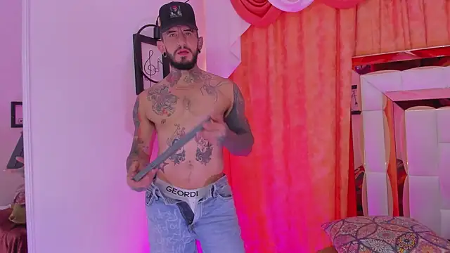 dilan scootk  online show from March 2, 2026, 7:32 pm