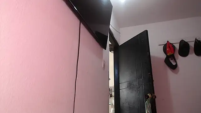 Snapshot of Alizloven chatting on March 16, 2025, 1:27 pm Alizloven online show from March 16, 2025, 1:27 pm