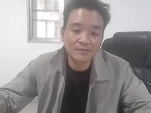 Snapshot of kisstoyousoon2024 chatting on November 14, 2025, 10:58 am kisstoyousoon2024 online show from November 14, 2025, 10:58 am