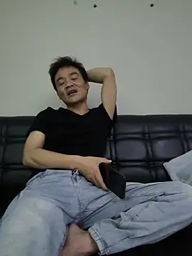 Snapshot of kisstoyousoon2024 chatting on February 16, 2026, 5:42 pm kisstoyousoon2024 online show from February 16, 2026, 5:42 pm