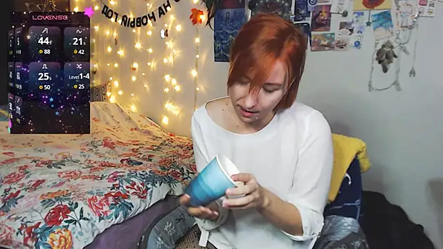 licentia  poetica online show from December 18, 2024, 10:13 pm