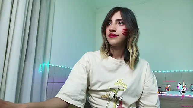 Snapshot of linnie_ chatting on September 19, 2025, 6:59 am linnie online show from September 19, 2025, 6:59 am