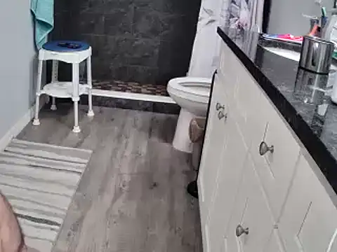 Snapshot of lou63ponce chatting on February 28, 2025, 4:53 pm lou63ponce online show from February 28, 2025, 4:53 pm