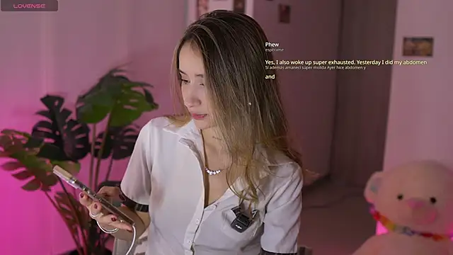 Angeeel  online show from April 28, 2026, 1:27 pm