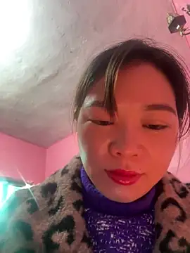 Snapshot of Hellen_111 chatting on January 16, 2025, 10:32 am Hellen 111 online show from January 16, 2025, 10:32 am