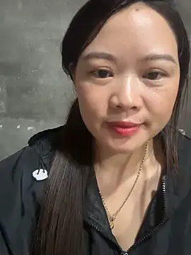 Snapshot of Hellen_111 chatting on October 5, 2025, 12:36 pm Hellen 111 online show from October 5, 2025, 12:36 pm