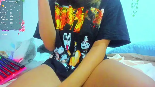 Snapshot of Sweet_MaryJane2 chatting on February 27, 2025, 7:23 am Sweet MaryJane2 online show from February 27, 2025, 7:23 am