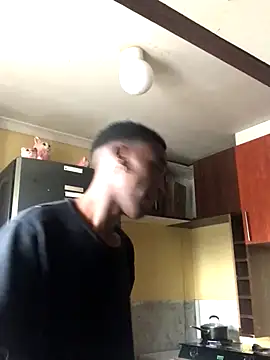 SmallGoodNut online show from November 9, 2025, 6:23 am