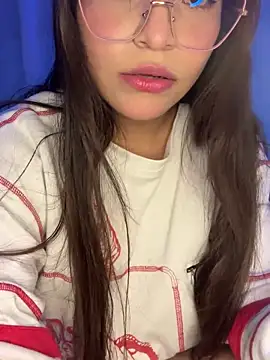 Lily candy X online show from March 13, 2025, 5:11 am