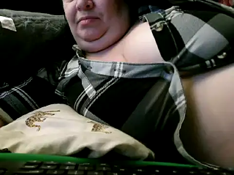 Snapshot of WHITEDAROSE chatting on December 9, 2024, 5:07 am WHITEDAROSE online show from December 9, 2024, 5:07 am