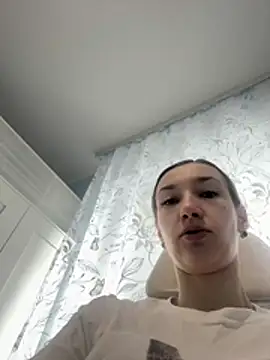 Snapshot of KateRedgar chatting on July 8, 2026, 8:30 am KateRedgar online show from July 8, 2026, 8:30 am