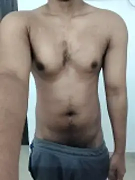 hottboy 39 online show from June 30, 2026, 5:19 am