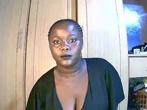 Snapshot of BootyMama22 chatting on December 28, 2024, 5:46 pm BootyMama22 online show from December 28, 2024, 5:46 pm