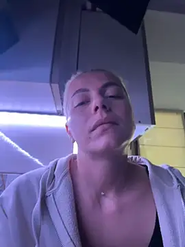 tanyagrey online show from May 29, 2026, 5:38 am