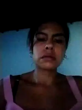 Snapshot of Alanagracia chatting on January 6, 2025, 10:37 pm Alanagracia online show from January 6, 2025, 10:37 pm