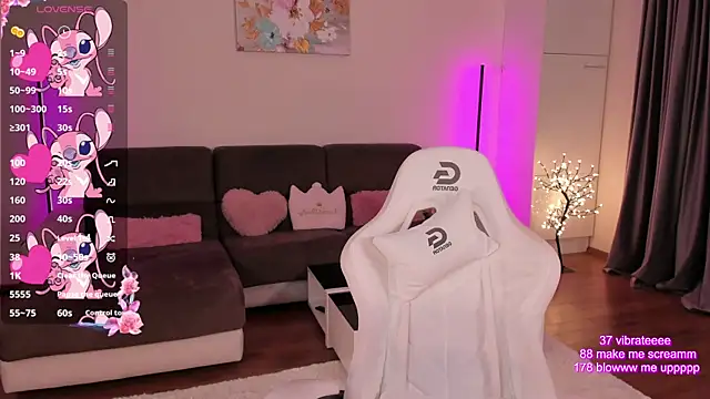 SweetAmeliaaa online show from February 4, 2026, 9:09 pm