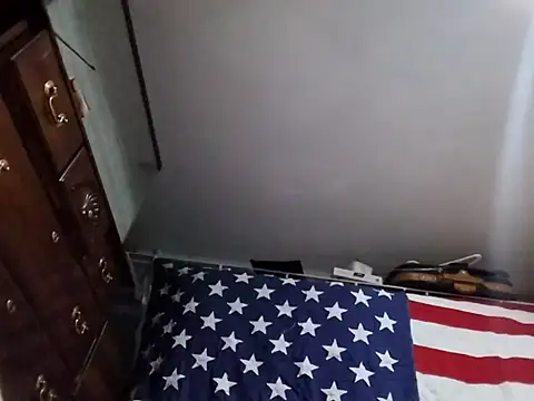 Snapshot of 69LanceRomance69 chatting on January 18, 2026, 9:57 am 69LanceRomance69 online show from January 18, 2026, 9:57 am