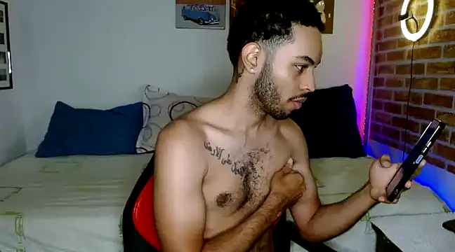 Snapshot of colinbrown chatting on February 6, 2025, 11:43 am colinbrown online show from February 6, 2025, 11:43 am