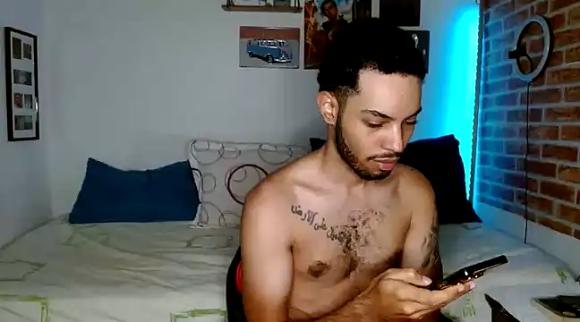 Snapshot of colinbrown chatting on February 10, 2025, 11:36 am colinbrown online show from February 10, 2025, 11:36 am