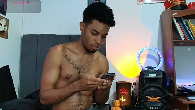 Snapshot of colinbrown chatting on September 22, 2025, 11:34 am colinbrown online show from September 22, 2025, 11:34 am