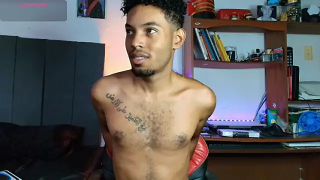 Snapshot of colinbrown chatting on September 27, 2025, 11:26 am colinbrown online show from September 27, 2025, 11:26 am