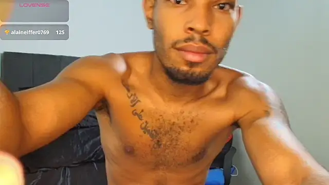 Snapshot of colinbrown chatting on November 3, 2025, 1:01 pm colinbrown online show from November 3, 2025, 1:01 pm