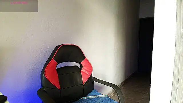 Snapshot of colinbrown chatting on February 10, 2026, 7:07 pm colinbrown online show from February 10, 2026, 7:07 pm