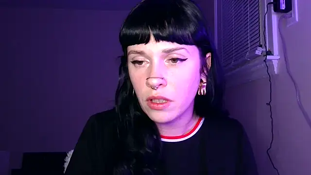 Snapshot of Marcelinegoddess chatting on February 10, 2026, 4:49 am Marcelinegoddess online show from February 10, 2026, 4:49 am