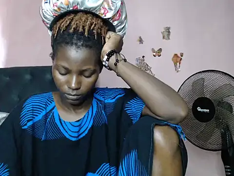 Snapshot of TrishaKalid chatting on March 13, 2025, 10:57 am TrishaKalid online show from March 13, 2025, 10:57 am